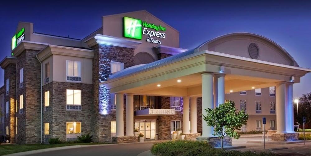 Holiday Inn Express & Suites East Wichita I-35 Andover By Ihg Eksteriør billede