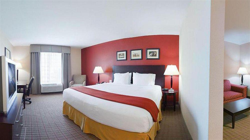 Holiday Inn Express & Suites East Wichita I-35 Andover By Ihg Eksteriør billede